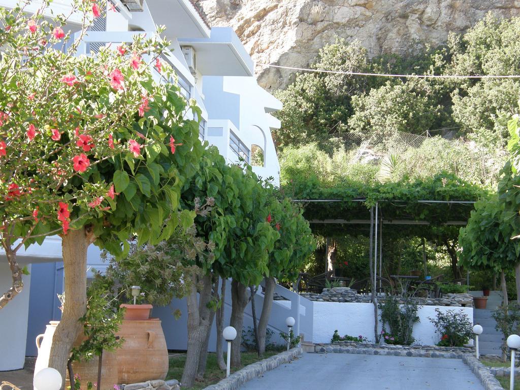 Megim Hotel Palaiochora Exterior photo
