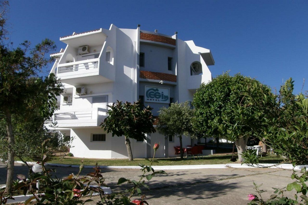 Megim Hotel Palaiochora Exterior photo